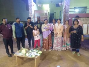 आप सभी शिवम् सिटी वासी को और पूरे प्रदेश वासी को नया साल कि बहुत बहुत बधाई और शुभकामनाएं दोस्तो इस 2024 और आने वाले हर साल आप लोगो को हमेशा खुशी दे सब की जीवन में खुशियां आए और आप लोगो की हर मनोकामना पूरी होते रहे आज शिवम् सिटी के इस अवसर में हमारे छत्तीसगढ़ पत्रकार जनकल्याण समिति के और प्रथम दस्तक न्यूज़ चैनल के संथापक एवम् अध्यक्ष मनोज वर्मा जी एवम् छत्तीसगढ़ पत्रकार जनकल्याण समिति के युवा विंग प्रदेश अध्यक्ष दुर्गेश वर्मा और प्रथम दस्तक न्यूज़ चैनल के रिपोर्टर, अखिल भारतीय उपभोक्ता उत्थान संगठन के कोषाध्यक्ष शिवम् सिटी के अध्यक्ष के साथी को एक साथ नया साल कि बहुत बहुत बधाई और शुभकामनाएं भेजा है मनोज वर्मा ने आज सेलिब्रेट में ताराचंद वर्मा शशि वर्मा महेश मांडल पूजा मांडल राधिका अंकिता शोभादेवी दुर्गेश वर्मा और कुछ लोग इकट्ठा हुए थे !