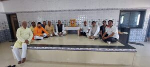 आज रायपुर दौर में संगठन के राष्ट्रीय अध्यक्ष श्री हरि शंकर शुक्ल जी राष्ट्रीय उपाध्याय श्री ओम भारद्वाज जी राष्ट्रीय महासचिव श्री चितरंजन पर्वत जी प्रदेश अध्यक्ष मध्य प्रदेश संदीप सूरी छत्तीसगढ़ के प्रदेश अध्यक्ष खुलेश वर्मा कोषाध्‍यक्ष शैलेष चौधरी जी छत्तीसगढ़ के अन्य पदाधिकारी अखिल भारतीय उपभोक्ता संगठन के राष्ट्रीय पूर्व महासचिव स्वर्गीय श्री शशि श्रीवास्तव जी के 13वी के कार्यक्रम में राजिम छत्तीसगढ़ पाहुंच कर श्री श्रीवास्तव जी को श्रद्धांजलि अर्पित कर उनके परिवार के साथ दुख व्यक्त किया
