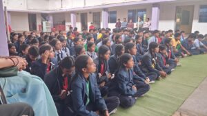 *नशा मुक्त भारत अभियान*  *आत्मानंद इंग्लिश स्कूल सिगोंडीतराई में जागरूकता कार्यक्रम आयोजित*