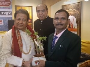 *पद्म श्री भजन सम्राट अनूप जलोटा जी पर *### *”भक्ति की आवाज –